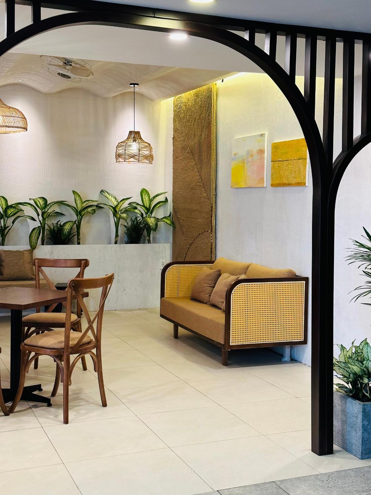Phuong Nam Hotel An Giang Long Xuyên Buitenkant foto